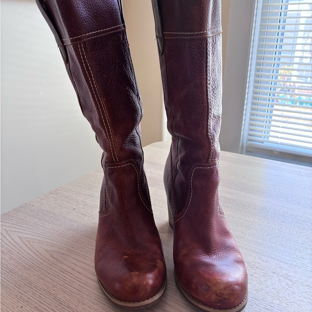 Timberland Rustic Brown Mid-Calf Heeled Western Boots - Picture 6 of 10